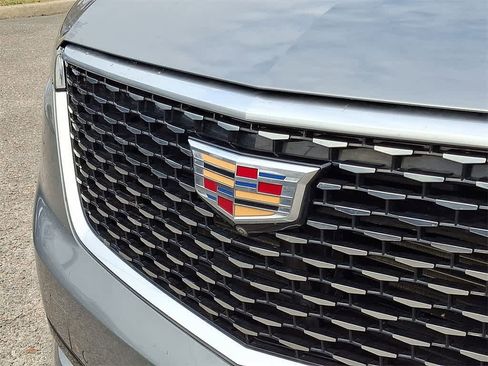 Used 2024 Cadillac XT6 Premium Luxury w/ Technology Package image 30