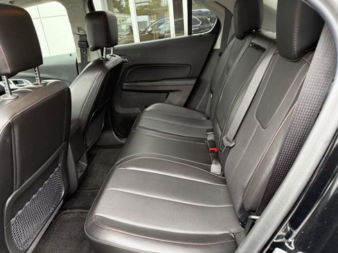 Used 2017 Chevrolet Equinox Premier w/ Enhanced Convenience Package AWD/4WD image 9