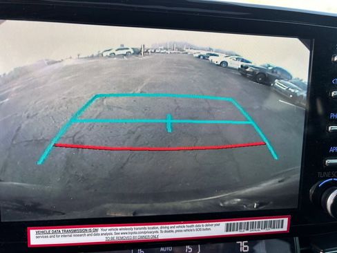 Used 2024 Toyota Sienna XLE Woodland Edition image 10