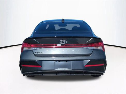 New 2026 Hyundai Elantra SEL Sport image 6