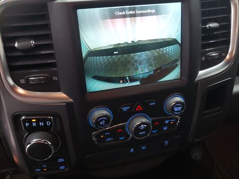 Used 2022 RAM 1500 Warlock AWD/4WD image 10