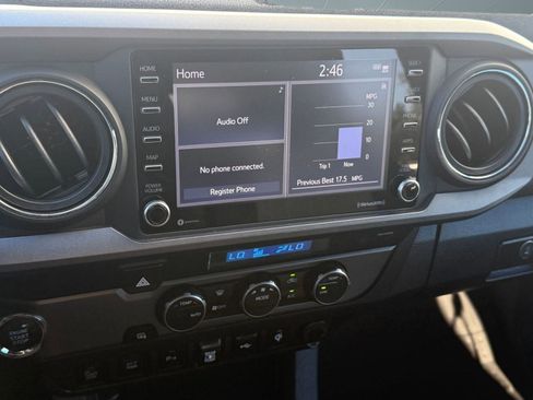 Certified 2022 Toyota Tacoma TRD Sport image 26