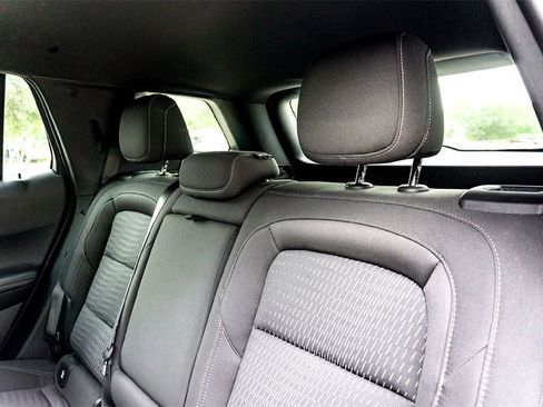 Used 2025 Chevrolet Equinox LT image 26