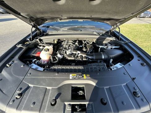 Used 2025 Jeep Grand Cherokee Limited image 14