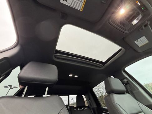 Used 2023 GMC Sierra 1500 Elevation w/ Elevation Premium Package image 28