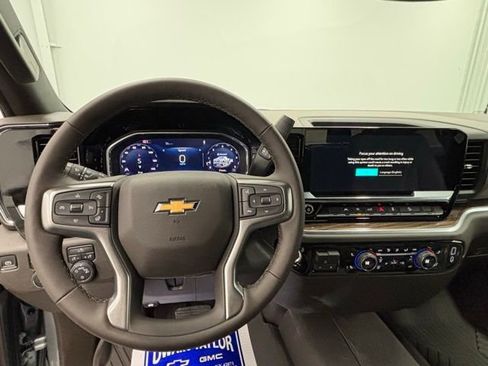 New 2026 Chevrolet Silverado 1500 LT w/ Z71 Off-Road Package image 18