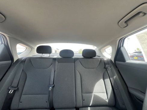Used 2025 Kia K4 LXS FWD image 38