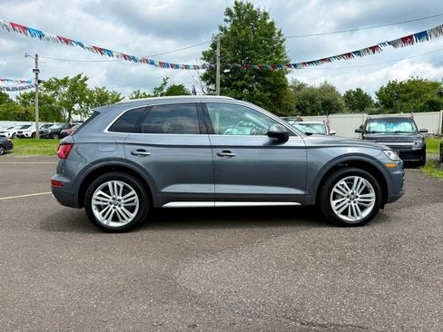 Used 2020 Audi Q5 2.0T Premium Plus w/ Premium Plus Package AWD/4WD image 6