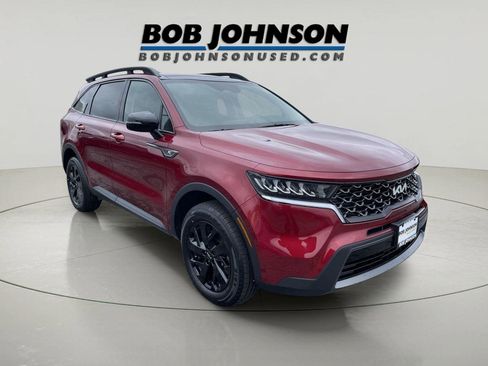 Used 2023 Kia Sorento S w/ Panoramic Sunroof Package AWD/4WD image 1