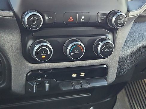 Certified 2023 RAM 2500 Tradesman w/ Chrome Appearance Group image 27