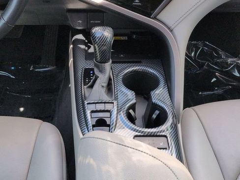 Used 2022 Toyota Camry XSE FWD image 17