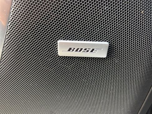 Used 2023 Chevrolet Suburban Z71 w/ Luxury Package image 16