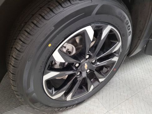 Used 2021 Chevrolet TrailBlazer LT w/ Convenience Package image 31