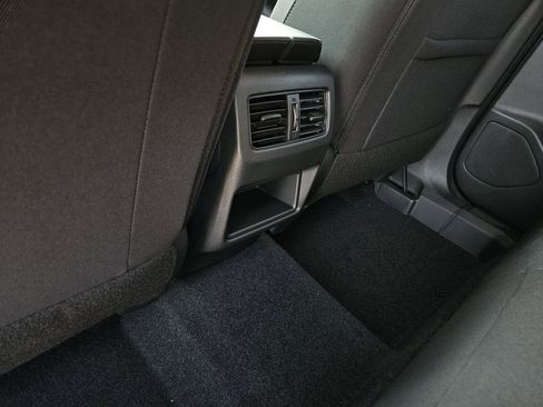 New 2026 Nissan Rogue S image 9