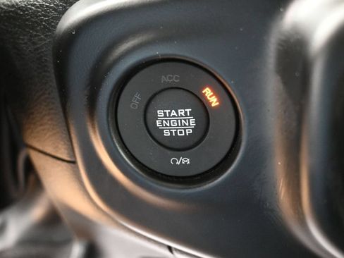 Used 2022 Jeep Wrangler Unlimited Rubicon 4xe AWD/4WD image 23