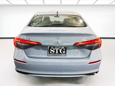 Used 2024 Honda Civic Sport image 5