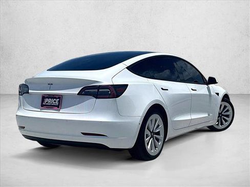 Used 2021 Tesla Model 3 Standard Range Plus RWD image 2