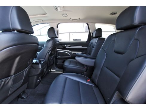 Certified 2023 Kia Telluride S w/ S Sunroof Package AWD/4WD image 32
