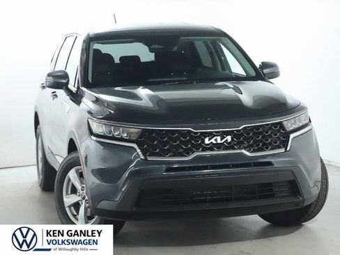 Used 2022 Kia Sorento LX AWD/4WD image 29