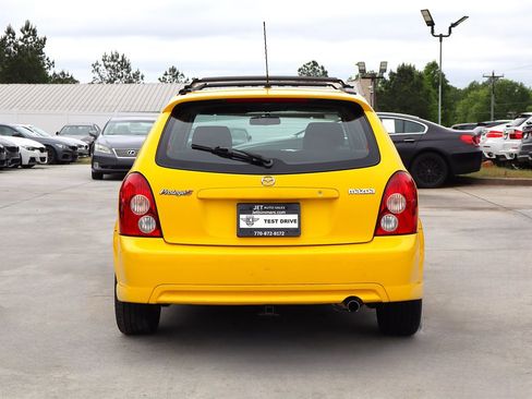 Used 2003 MAZDA Protege5 FWD image 6