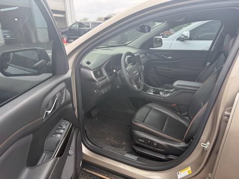 Certified 2023 GMC Acadia AT4 w/ Technology Package image 5