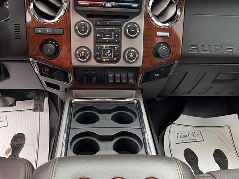Used 2015 Ford F350 King Ranch w/ King Ranch Package image 15