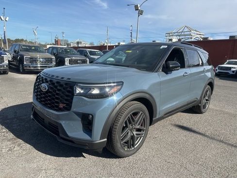 New 2026 Ford Explorer ST w/ Sun And Sound Package image 7