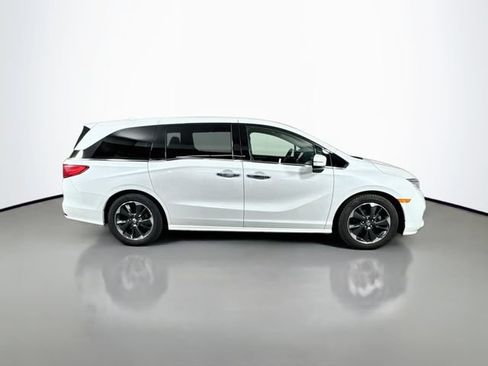Used 2022 Honda Odyssey Elite image 7