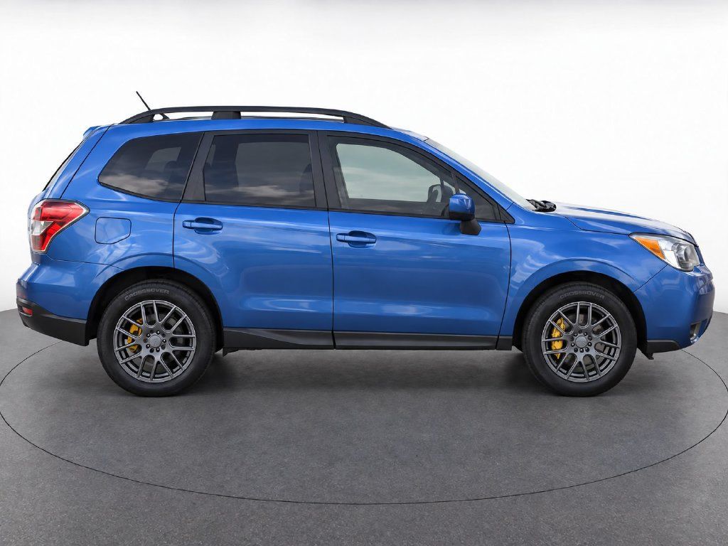 Used 2015 Subaru Forester 2.5i Premium AWD/4WD image 6