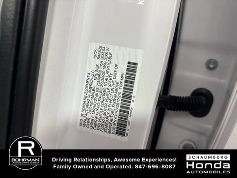 Certified 2025 Honda Pilot Touring image 40