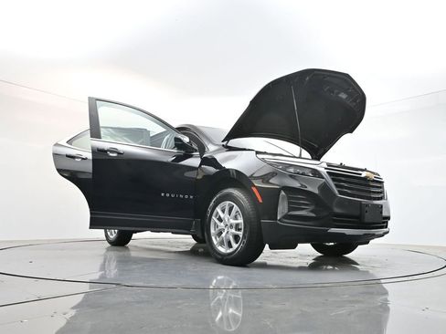 Used 2024 Chevrolet Equinox LT AWD/4WD image 40