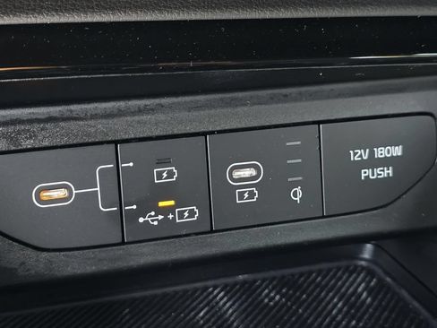 Used 2025 Kia K5 GT-Line FWD image 32