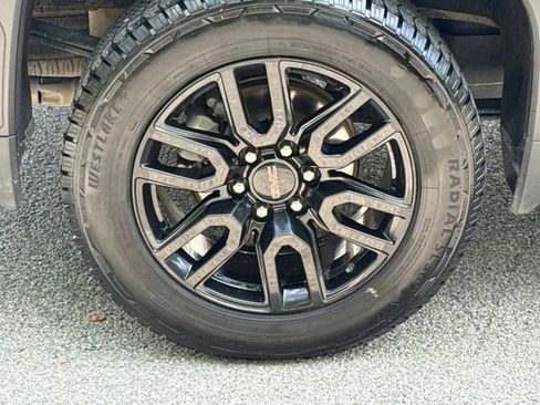 Used 2021 GMC Sierra 1500 Elevation w/ X31 Off-Road Package image 10