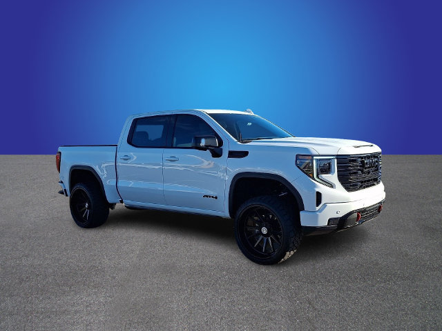 Used 2024 GMC Sierra 1500 AT4 w/ Technology Package AWD/4WD image 3