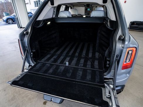 Used 2019 Rolls-Royce Cullinan image 71