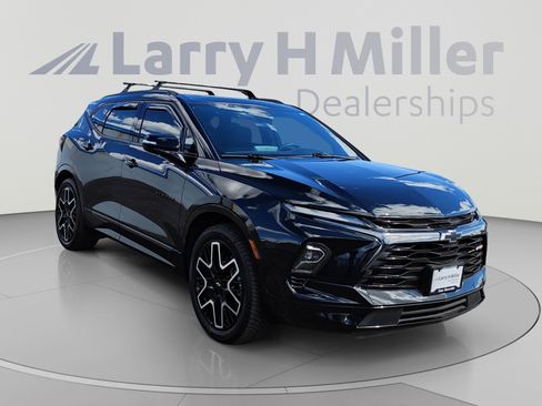 Used 2023 Chevrolet Blazer RS w/ Driver Confidence II Package AWD/4WD image 7