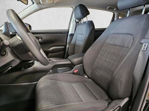 New 2027 Honda HR-V LX image 16