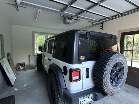 Used 2021 Jeep Wrangler Unlimited Sport AWD/4WD image 4
