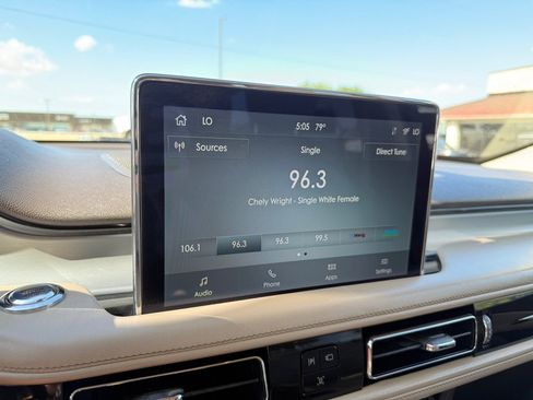 Used 2022 Lincoln Aviator 2WD image 35