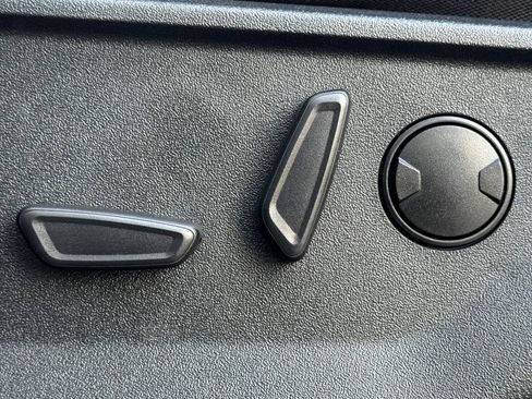 Used 2023 Ford F150 XLT w/ Equipment Group 302A High image 15