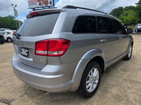 Used 2016 Dodge Journey SXT w/ Comfort/Convenience Group FWD image 5