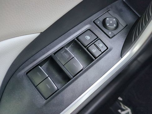 Used 2025 Toyota RAV4 XLE w/ Convenience Package FWD image 23
