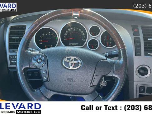 Used 2011 Toyota Tundra Limited w/ Platinum Pkg image 29