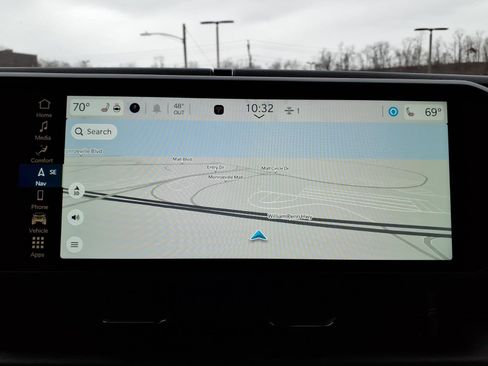 Used 2024 Jeep Wrangler Sahara w/ Technology Group image 17