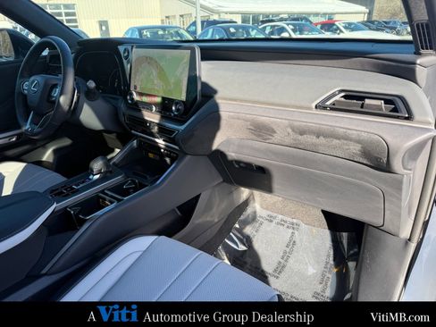 Used 2026 Lexus TX 500h 500h F SPORT Performance Premi image 29