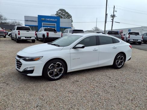 New 2024 Chevrolet Malibu LT image 8