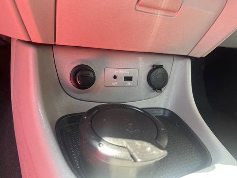 Used 2011 Hyundai Accent GLS w/ Premium Pkg 4 image 11