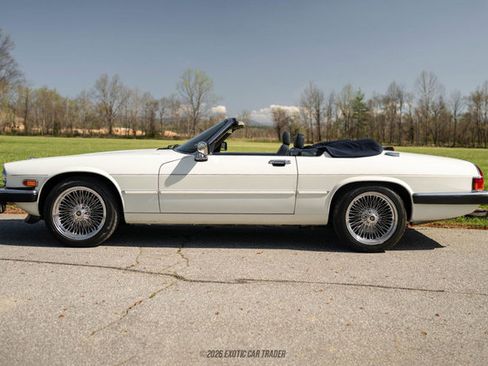 Used 1989 Jaguar XJS V12 Convertible image 3