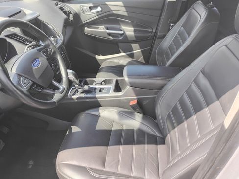 Used 2018 Ford Escape Titanium AWD/4WD image 9