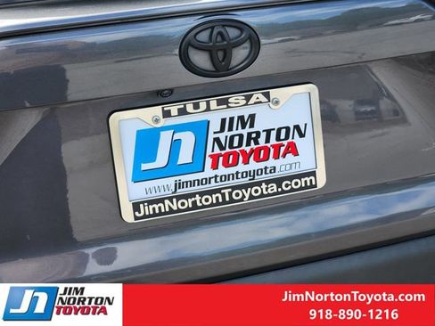 Used 2024 Toyota RAV4 XLE FWD image 11